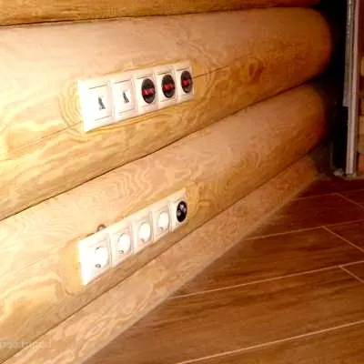 Монтаж электрики в деревянном доме.